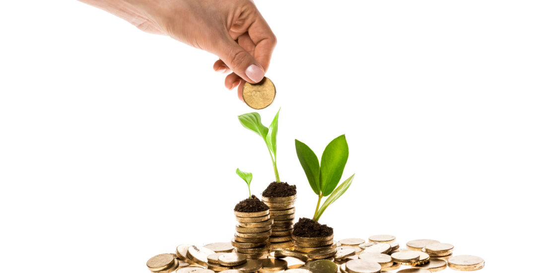 Začnite varčevati in investirati: 5 Nasvetov za uspešno upravljanje osebnih financ